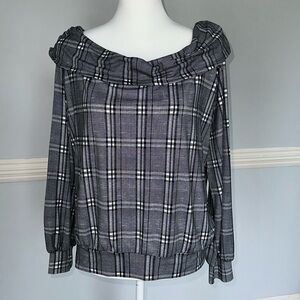 Buckle Daytrip brand black/white plaid long sleeve top
